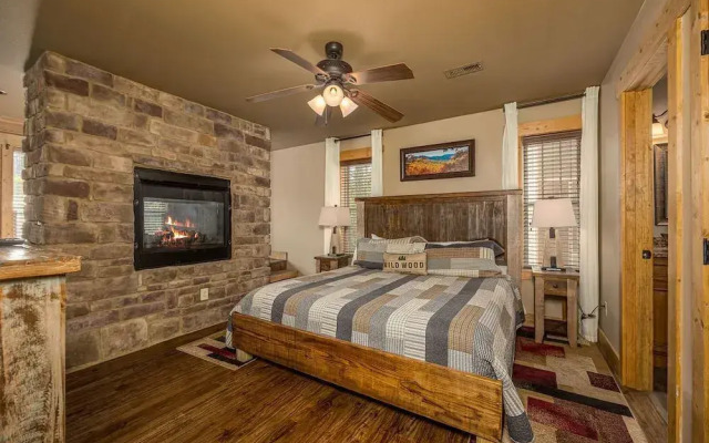 Hilltop Haven - Four Bedroom Chalet
