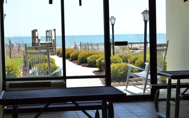 Beach House Golf and Racquet Club