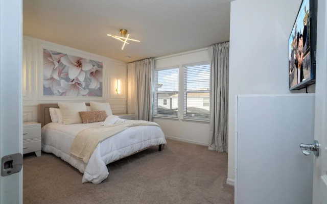 7392 Luxury Family Home 5BD Near Disney