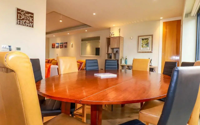 14 St Georges Road