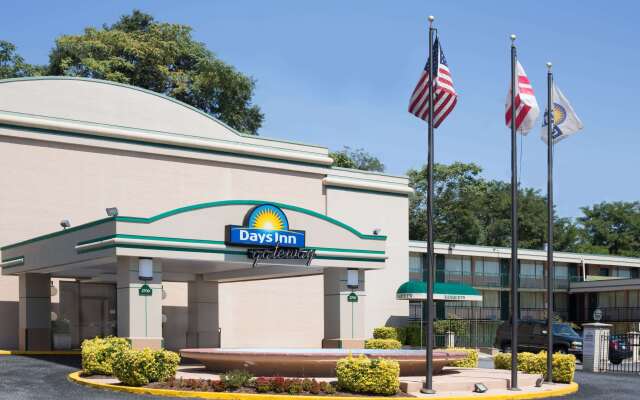 Days Inn by Wyndham Washington DC/Gateway