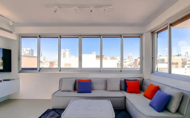 Royal Eden Apartment