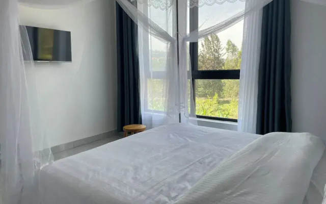 Coalescence Hotel