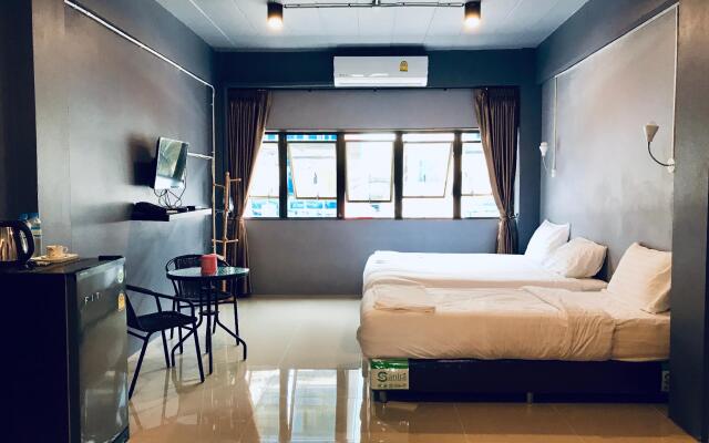 Sleepcase Hostel