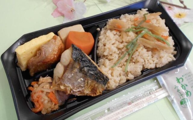 Nishikawaguchi Station Hotel Stay Lounge