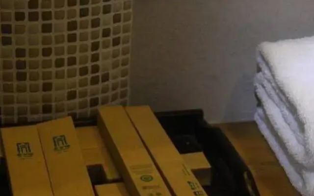 Zi Neng Xue Guan Hotel