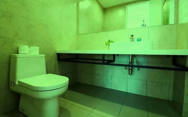 Platinum Suites AT Swiss Garden