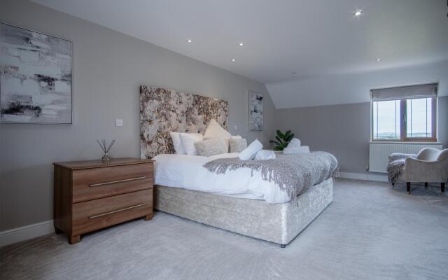 Knights Rest - 4 Bedroom - Princes Gate