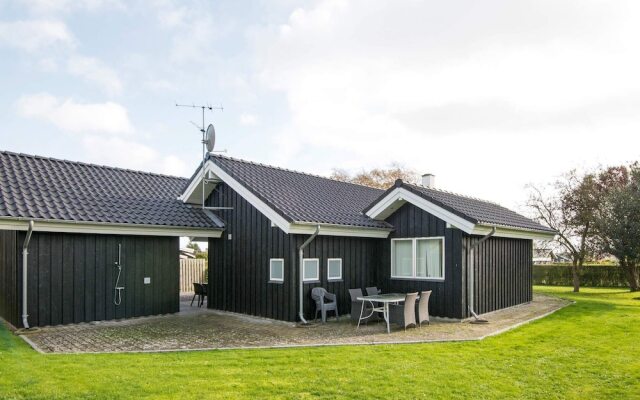 Modern Holiday Home in Juelsminde with Sauna