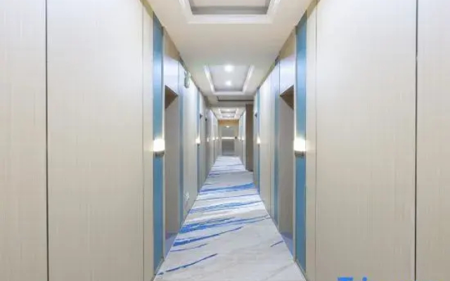 Yuxian Junyue Business Hotel