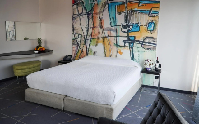 Golden Tulip Zira Belgrade