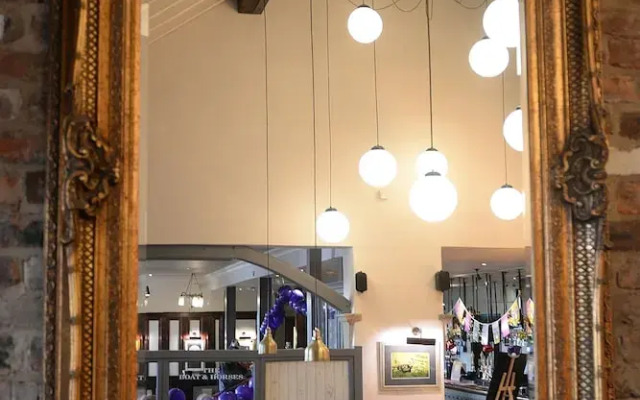 The Boat & Horses Inn