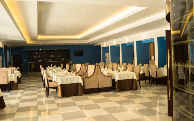Bintumani Hotel