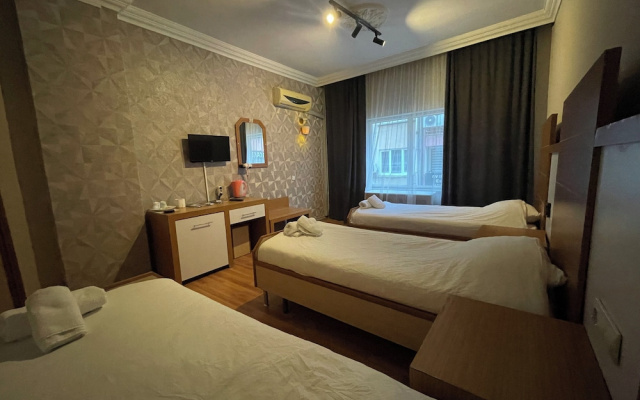 Mola Otel