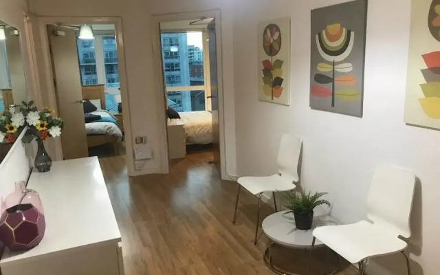 Marco Island - 2 bedroom Spacious City Centre Apartment