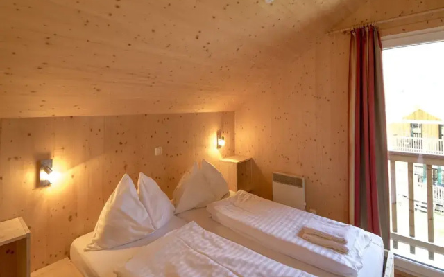 Chalet With Infrared Sauna