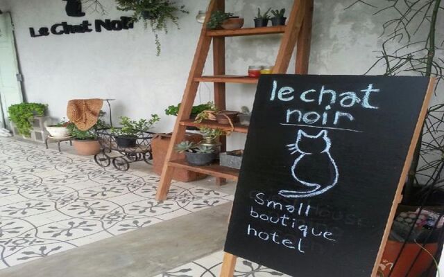 Le Chat Noir