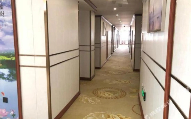 Shenya Hostel