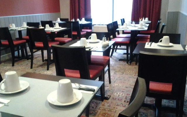 Hotel Carmin