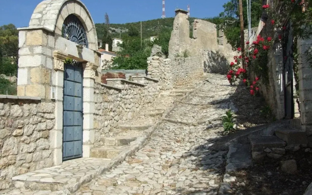 Terpsichore Apartments