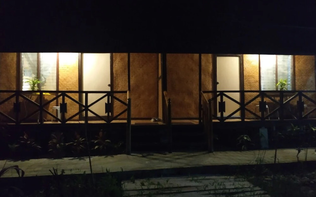 Nelmann's Nipa Huts