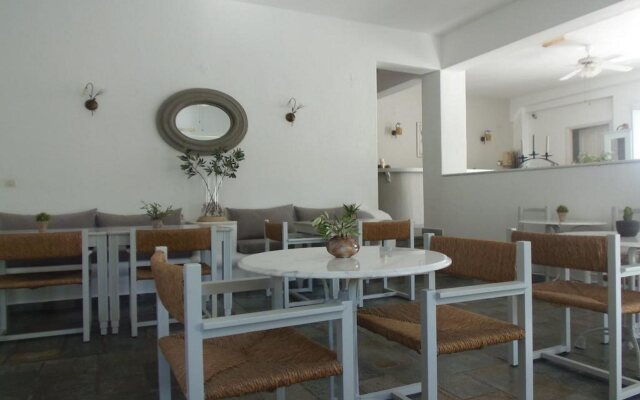 Hotel Manos