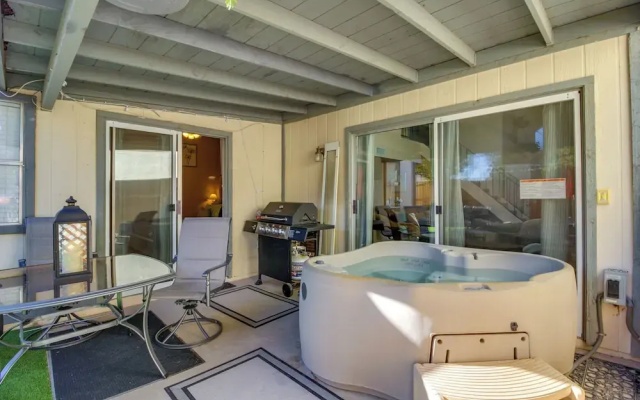 Dog-friendly Tucson Home w/ Patio & Hot Tub
