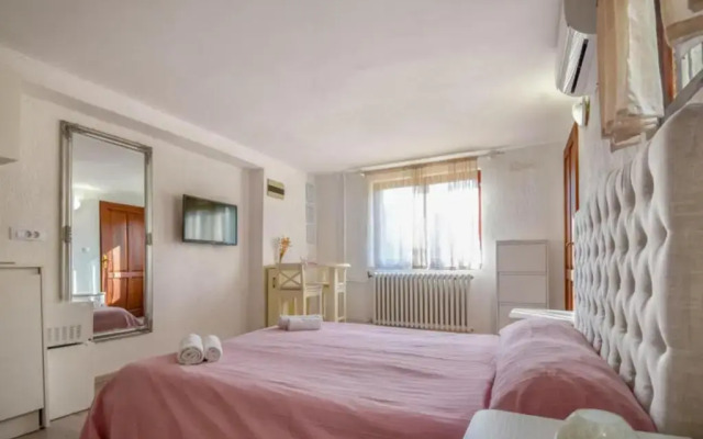 Studios Barre with Jacuzzi