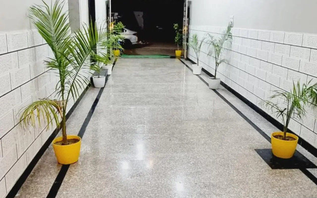 Hotel Krishna Dham