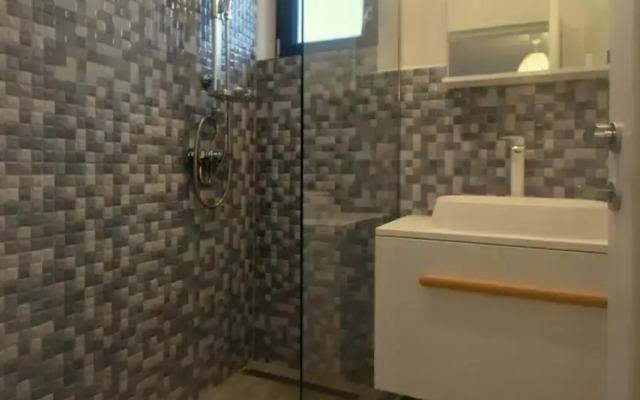 Neferprod Apartments - IS - CAM 05