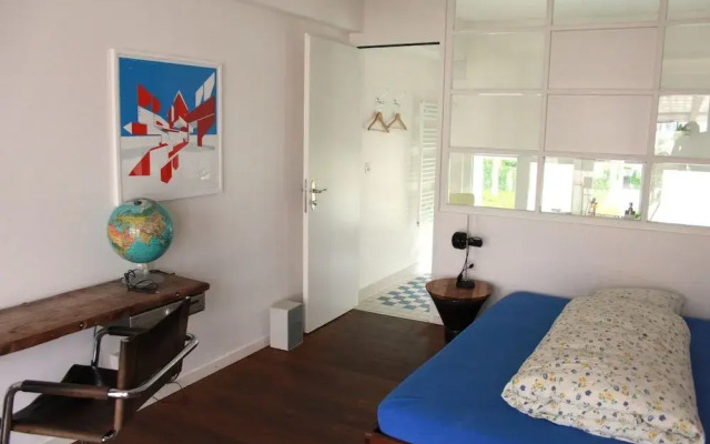 Basel Backpack - Urban Hostel Culture