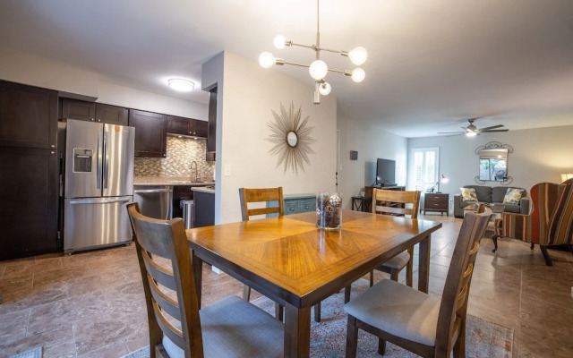 Scottsdale Miller 2 Bedroom Condo by RedAwning