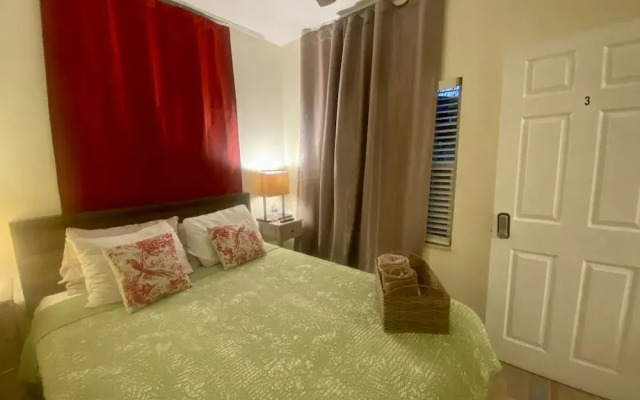 Miami Vacations 3 bedrooms with parking