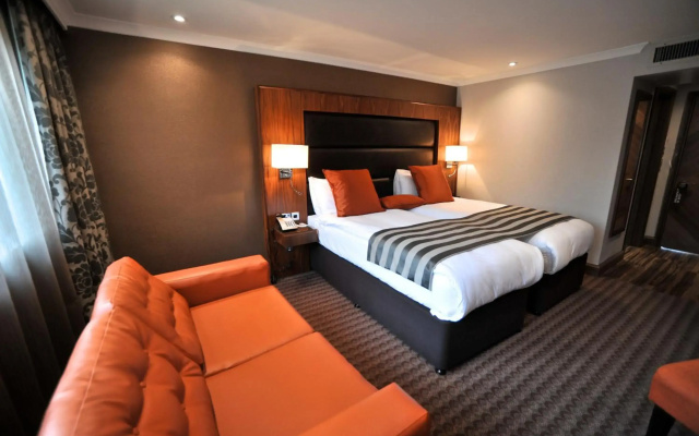 Frensham Pond Country House Hotel & Spa