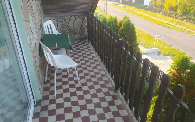Etus Vendéghaz 2