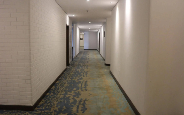 Hotel Melawai 2