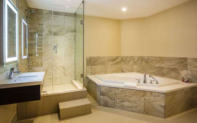 Ramada by Wyndham Jacksons Point