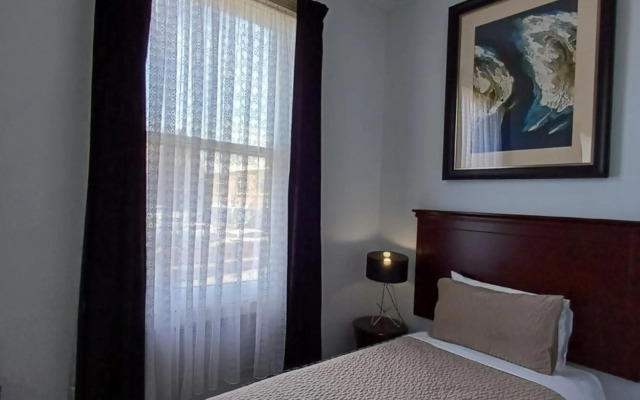Art Hotel on York