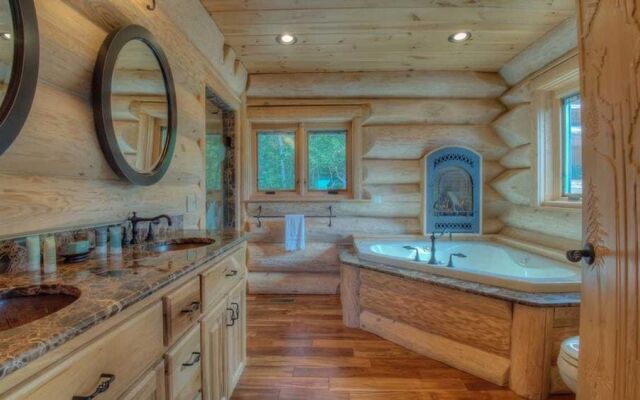 Spyglass by Escape to Blue Ridge