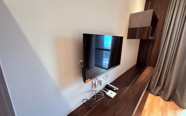 D'Majestic Place by Roomy