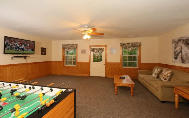 Walnut Grove 2 3 Br cabin by RedAwning