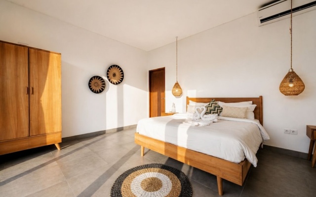 Villa Kulibul by GORO – Guest Rooms – Tibubeneng