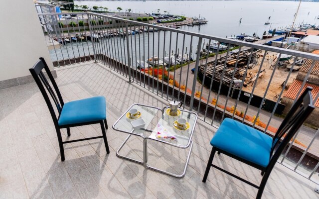 Canal Bellavista by Ca-sa Check