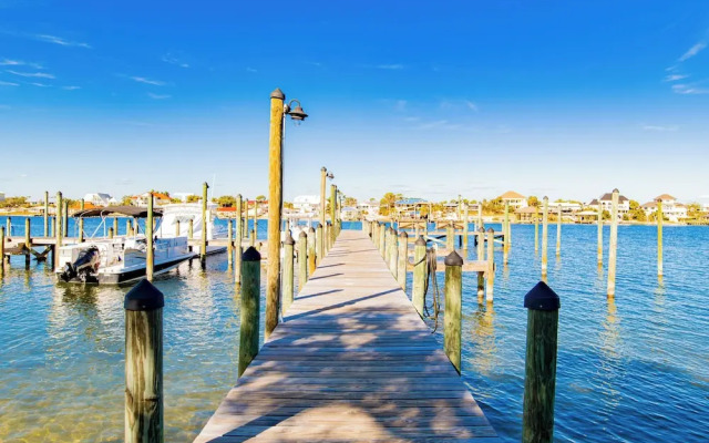 Shipwatch Surf & Yacht #301d