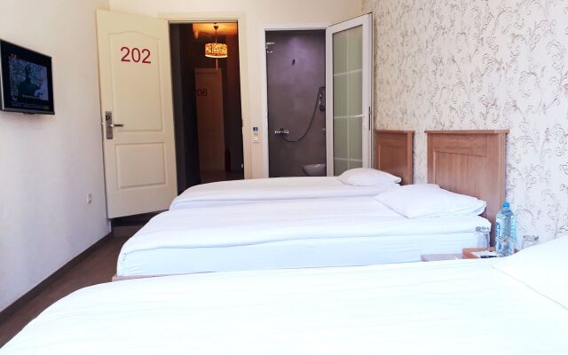Hotel Nizami Street
