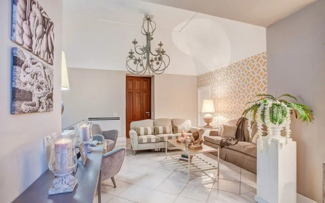 Villa Lige