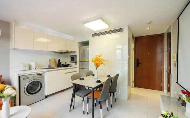 Shanghai Hills & Wanye Prime Stay
