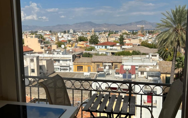 Nicosia City Centre Sky Views Apartment
