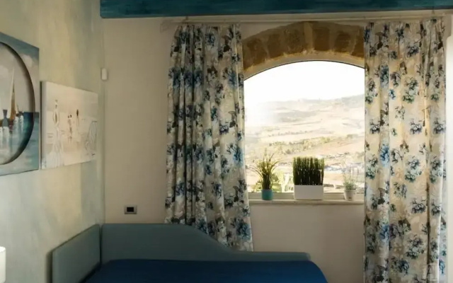 Room in B&B - Relais Dea Degli Ulivi House