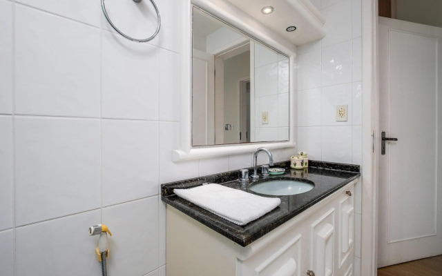 Apto c/churrasqueira a 300m da praia MDO201